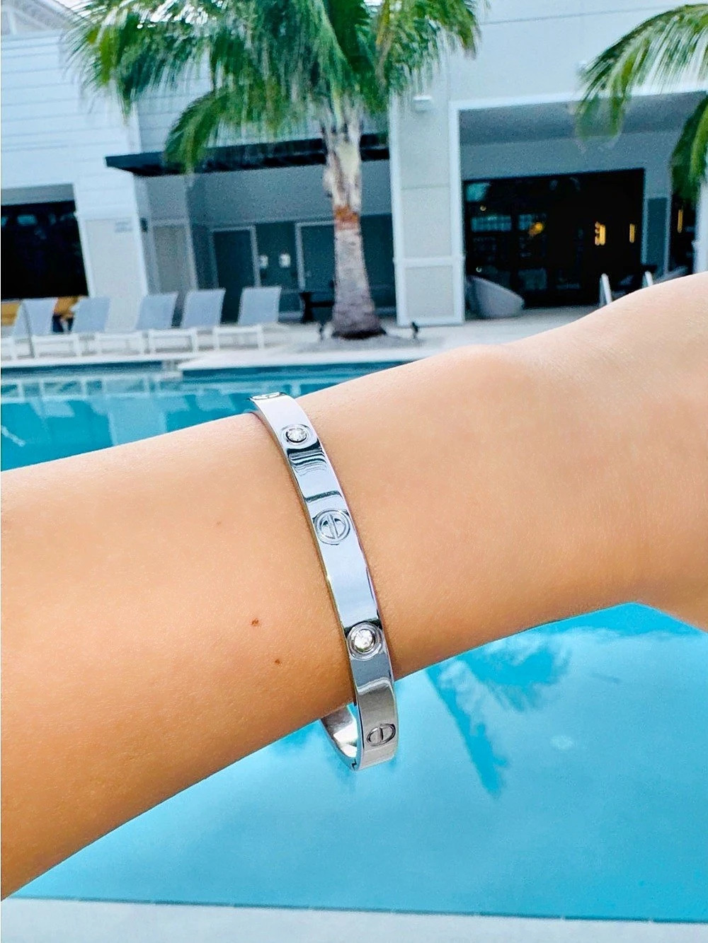 Silver Crystal Screw Love Bracelet